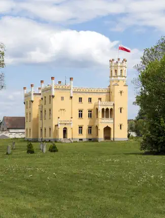 Kaštieľ juhovýchodne od Vratislavy – Pałac w Naroku, Narok, Opolsko