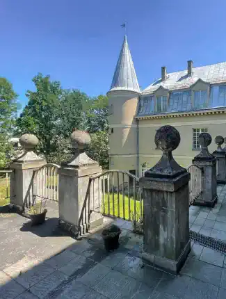 Kaštieľ na predaj v Łubie - klasicistická historická rezidencia v Sliezsku, Łubie, województwo śląskie