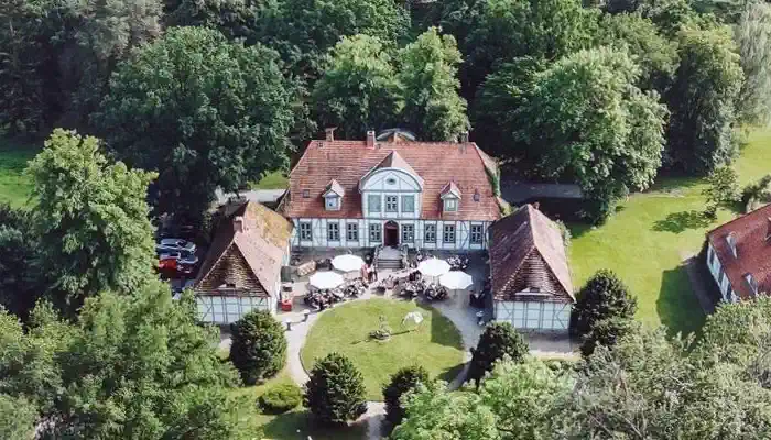 Zámok na predaj Neustadt-Glewe, Mecklenburg-Vorpommern,  Nemecko